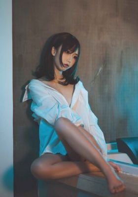 暗夜完整版在线观看免费_高清电视剧在线观看
